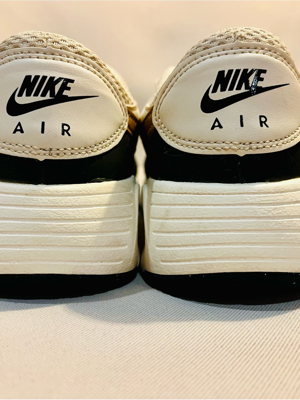 Nike Air Max SC SE in Phantom/Metallic Gold/Black Women’s Size 7 - Picture 3 of 7